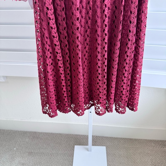 Chris McLaughlin. Size 6 - Picture 6 of 9